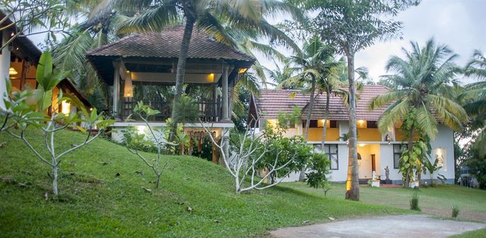 Hotel Over the Hill